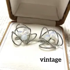 Item thumbnail for item 1db3fa95-f949-41c9-94fc-d4dc560f261b