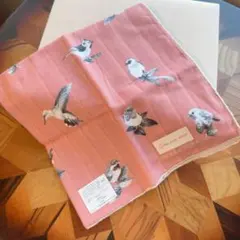 新品 PAUL & JOE SISTER ポール&ジョー　鳥柄 ハンカチのサムネイル