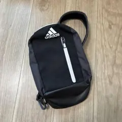 adidas バック ショルダーバックのサムネイル