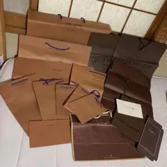 ★LOUIS VUITTON ショップ袋 等17点セットで！
