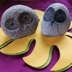 フクロウ石置物