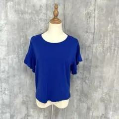 UNIQLO フレア袖　シンプル　Tシャツ　無地　可愛い　ガーリー　カジュアル