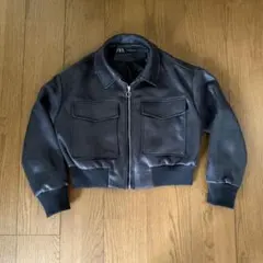 ZARA フェイクレザー　ジャケット