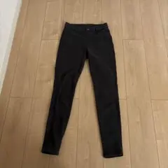 UNIQLO ウルトラストレッチレギンスパンツ