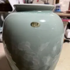とべ焼　淡い青色の花瓶 陶器製