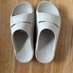 OOFOS リカバリーサンダルのサムネイル