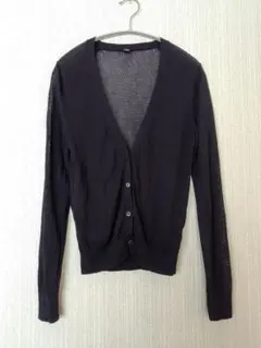 UNIQLOライトVネックカーディガン