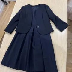 ネイビー ワンピーススーツ ボタン付きジャケット　クリーニング済み　１３号