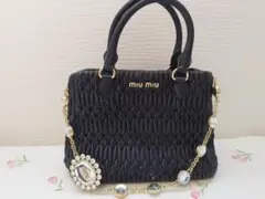 miumiu ナッパ クリスタル 2WAYハンドバッグ トートバッグ ブラックのサムネイル