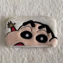 クレヨンしんちゃん　ポーチ　韓国　ダイソー　新品