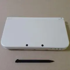 Newニンテンドー3DS LL パールホワイト