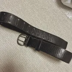 ベルト ２穴デザイン