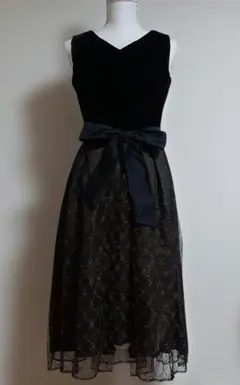 【美品】ブラックベルベットレースパーティードレス