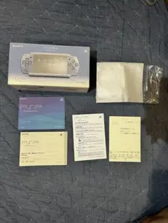 PSP 2000 ブルー　箱、説明書のみ