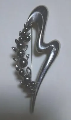 Item thumbnail for item 437082f4-a288-44b7-859c-f5f64db927ab