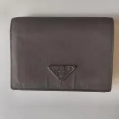 PRADAナイロン　二つ折り財布 カーキ