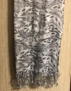 ☆中古 ストール モノトーン 白黒 ペイズリーが