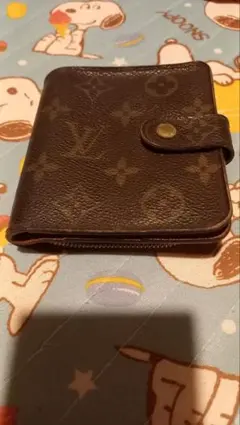 Louis Vuitton ダークブラウン 二つ折り財布