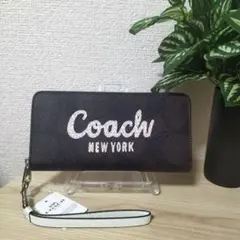 Coach ロゴ入り 長財布 黒、茶　新品未使用