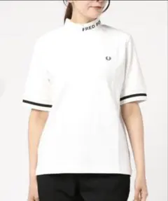 FRED PERRYモックネック　半袖Tシャツ　白　レディースのサムネイル