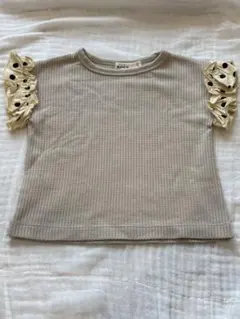 ベージュ ドット柄フリル袖 Tシャツ 90cm