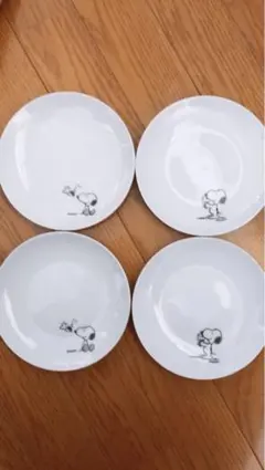 新品⭐︎スヌーピー ペアプレート4枚セット