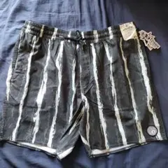 【新品♪】Volcom XL メンズ水陸両用短パン ショートパンツ