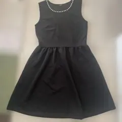 Lespoir ビジュー付き　黒ワンピース