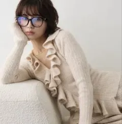 【最安値！】フロントフリル美ラインニットセットアップ Frene同型 アイボリー