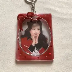 トレカ　ケース　デコ　レジン　硬質　キーホルダー　キーリング　赤　リボン　ハート