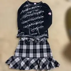 音符プリント長袖トップスとチェックスカートセット