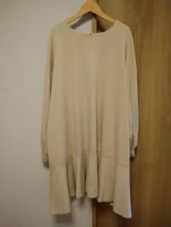 KBF美品フレアボリュームカットソーワンピ チュニックビッグシルエット