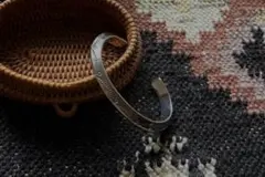 Navajo Bruce Morgan 14K スタンプワーク ペンダントトップ - メルカリ