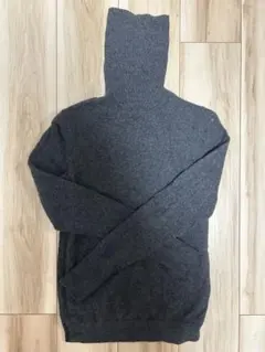 UNIQLO ユニクロ　カシミアタートルネックセーター
