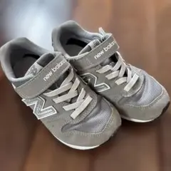 new balance kidsNB 996グレー スニーカー19㎝