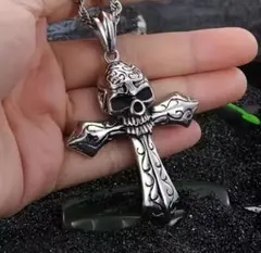 【新品未使用】クロススカル　シルバーチェーン　ネックレス　ドクロ　骸骨　ロック