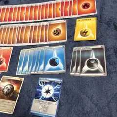 ポケモンカード基本エネルギー　炎、水、とう、雷️、あく、め　　約80枚