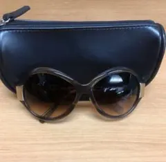 OLIVER PEOPLES（オリバーピープルズ）サングラスのサムネイル