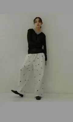 メルテッドバター ペアレンツパンツLITTLE BLOOM MAMA PANTS - メルカリ