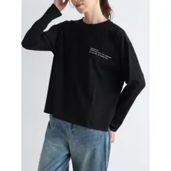 74 新品未使用タグ付き　medoc ブラック 長袖 Tシャツ テキストプリント