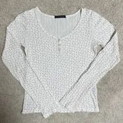 Brandy Melville 小花柄 リブトップス 長袖 ヘンリーネック