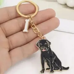 ラブラドール犬キーホルダー　黒　可愛い　お洒落　個性的　カジュアル　新品　未使用