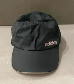adidas ネイビー　キャップ ナイロン製