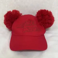 【美品】ディズニーリゾート ミッキーマウス　ポンポンキャップ　赤