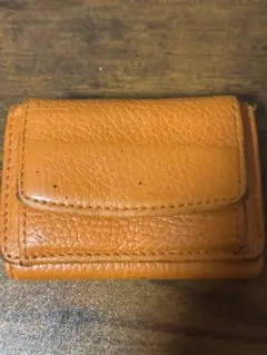 MURA 三つ折り財布 オレンジ レザー コンパクトのサムネイル