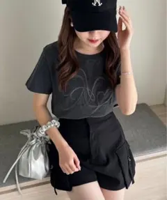 NICE CLAUP イニシャルビッグロゴ刺繍Tシャツ　チャコールグレー