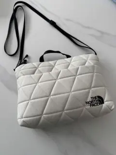 THE NORTH FACE キルティングショルダーバッグ