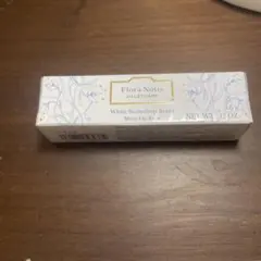 【新品未使用】リップバーム　2024 フローラノーティス　ジルスチュアート