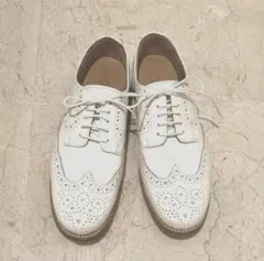 que shoes ホワイトレザー ウィングチップシューズ 23.5のサムネイル