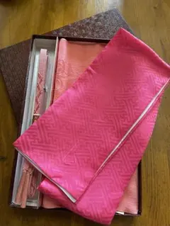 桜色　帯締め　帯揚げ　重ね衿　セット